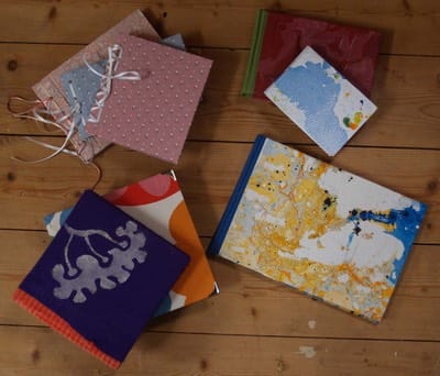 Bücher und Seiten herstellen, Einbände gestalten